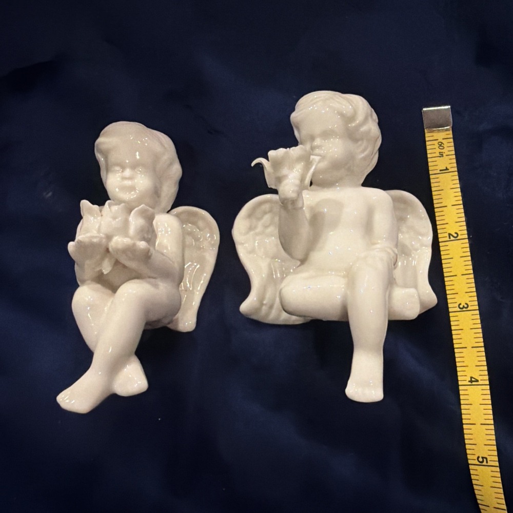 2 Angel Shelf Sitter Figurine 4" Baby Cherub Holding Flowers